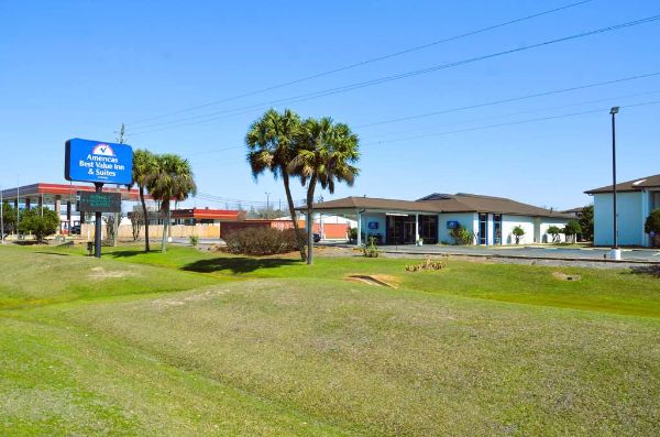 Americas Best Value Inn & Suites Foley Gulf Shores - Foley, AL