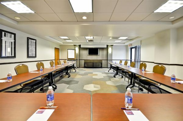 Hyatt Place Tampa Airport Westshore - Tampa