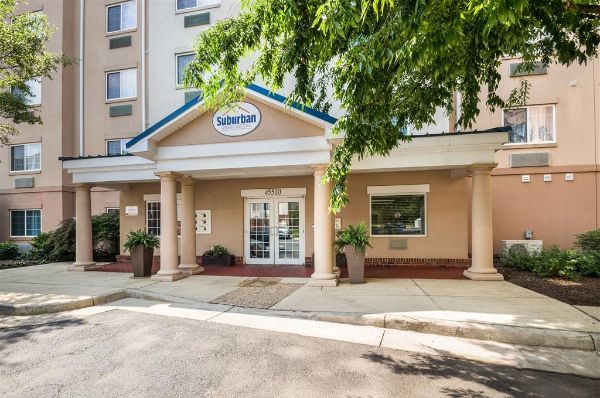 Suburban Studios Sterling - Washington Dulles - 헤른던