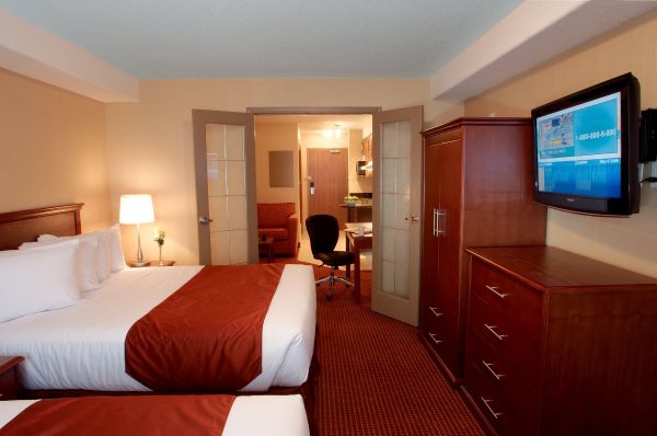 Merit Hotel And Suites - Fort McMurray