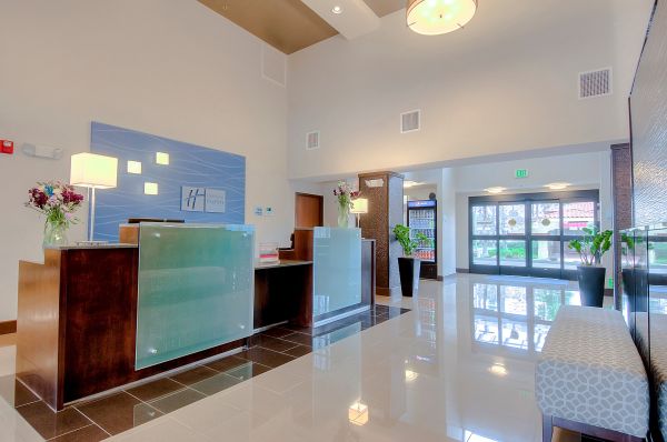 Holiday Inn Exp Stes Carlsbad By Ihg - Carlsbad, CA