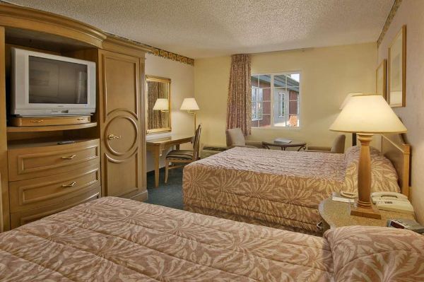 Days Inn By Wyndham Mt. Vernon - Mount Vernon, WA