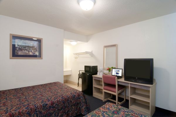 Americas Best Value Inn & Suites Groves Port Arthur - 阿瑟港