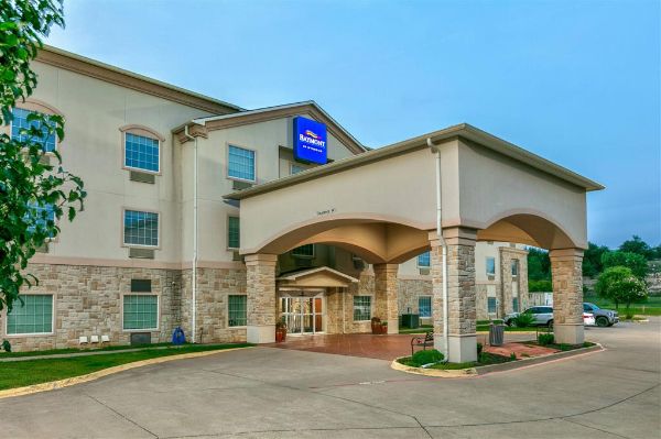 Baymont Inn & Suites By Wyndham Glen Rose - Glen Rose, TX