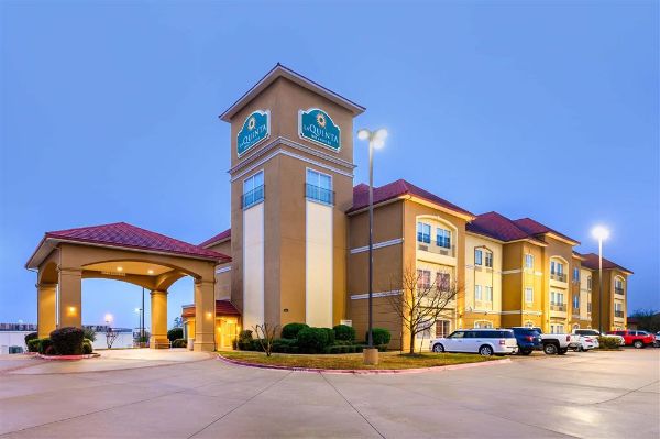 La Quinta Inn & Suites By Wyndham Longview North - Longview, TX