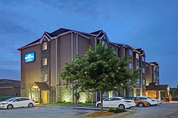 Microtel Inn & Suites By Wyndham Cartersville - Cartersville, GA