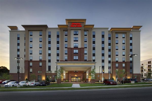 Hampton Inn & Suites By Hilton Falls Church - Washington, DC