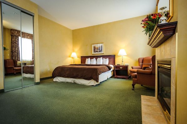 Peterborough Inn And Suites Hotel - Peterborough