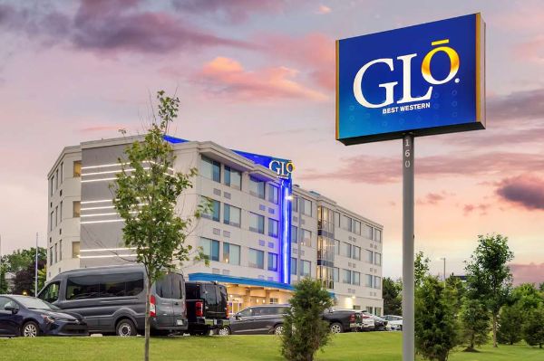 Glō Best Western Kanata Ottawa West - オタワ