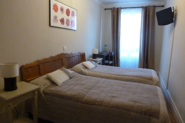 H  tel Verdun France HRS with free services