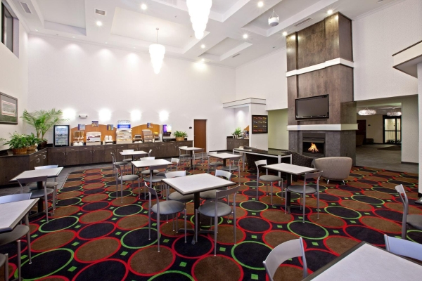 Holiday Inn Express INDIANAPOLIS - SOUTHEAST USA bei HRS mit Gratis