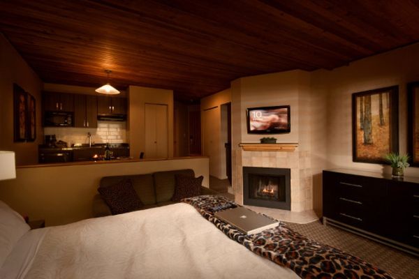 Bc Whistler Executive Inn At Whistler Village & Mountain Side Hotel - Whistler Blackcomb
