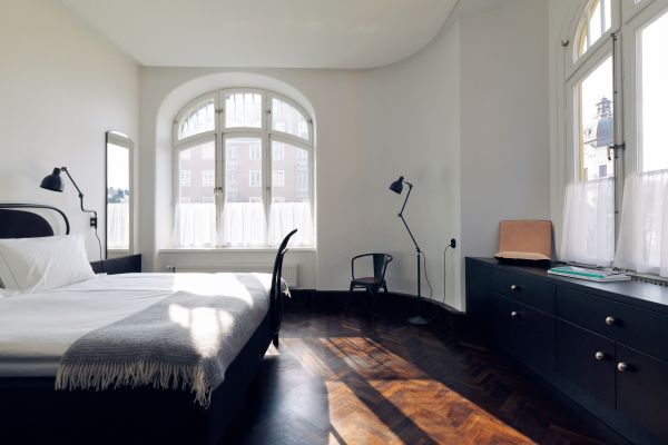 Miss Clara By Nobis - Stockholm