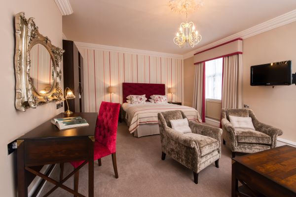 The Manor Elstree - Edgware