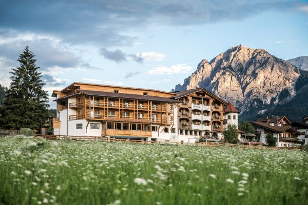 Mareo Dolomites Nature - San Vigilio di Marebbe