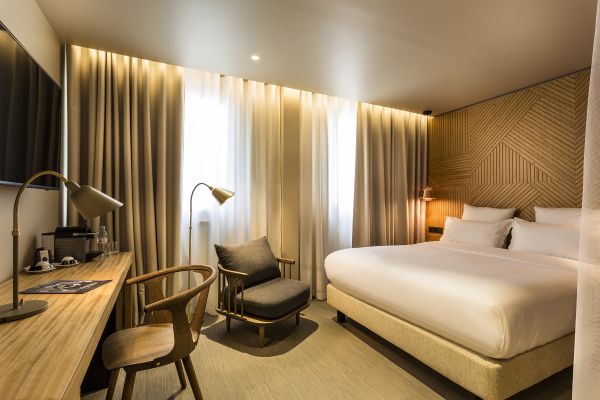 9 Hotel Paquis - Geneva