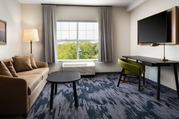 Fairfield Inn And Suites By Marriott South Kingstown Newport Area - Narragansett, RI