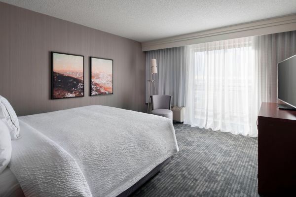 Courtyard By Marriott Denver Airport - 덴버