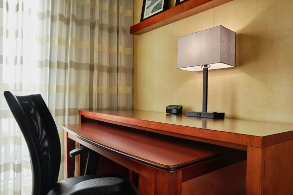 Courtyard By Marriott Des Moines West-clive - West Des Moines, IA
