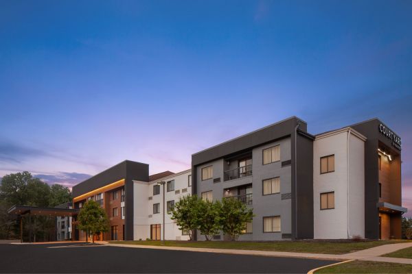 Courtyard By Marriott Detroit Brighton - Brighton