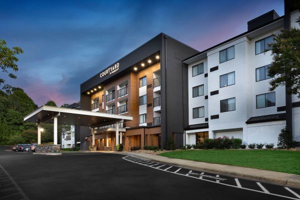 Courtyard By Marriott Winston-salem Hanes Mall - Winston-Salem, NC