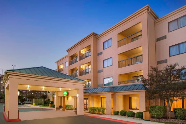 Courtyard By Marriott San Antonio Airport-north Star Mall - San Antonio, TX