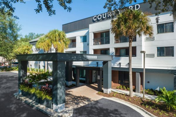 Courtyard By Marriott Tampa North I-75 Fletcher - Tampa