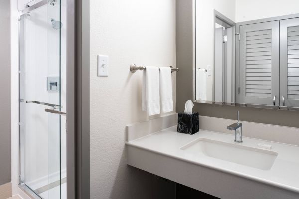 Courtyard By Marriott Tampa Westshore Airport - Tampa, FL