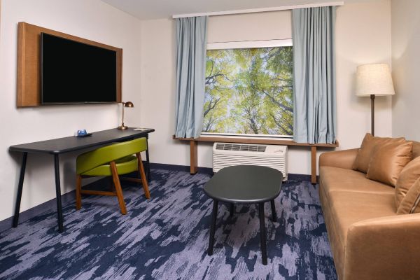 Fairfield By Marriott Inn And Suites Canton - Potsdam, NY