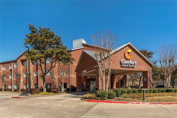 Comfort Inn And Suites Dallas-addison - Farmers Branch, TX