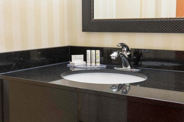Fairfield Inn And Suites By Marriott Fargo - Fargo