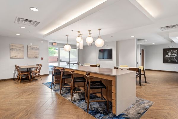Fairfield Inn And Suites By Marriott Hickory - Hickory, NC