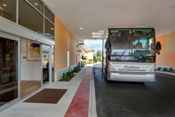 Hyatt House Across From Universal Orlando Resort - 올랜도