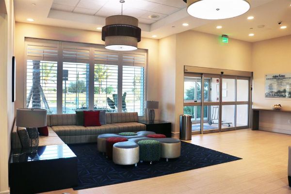 Star Suites By Riverside Theater - Vero Beach, FL