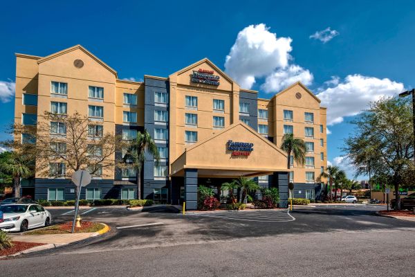 Fairfield Inn And Suites By Marriott Orlando Near Universal Orlando Resort - Orlando, FL