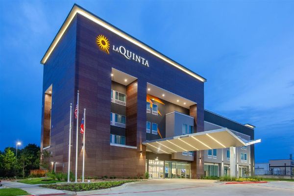 La Quinta Inn & Suites By Wyndham Dallas Duncanville - Dallas, TX