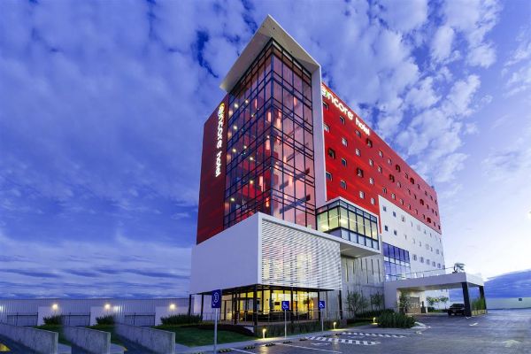 Ramada Encore By Wyndham Aguascalientes - Aguascalientes