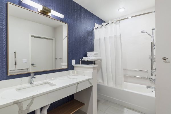 Fairfield By Marriott Inn And Suites Minneapolis North-blaine - Blaine, MN
