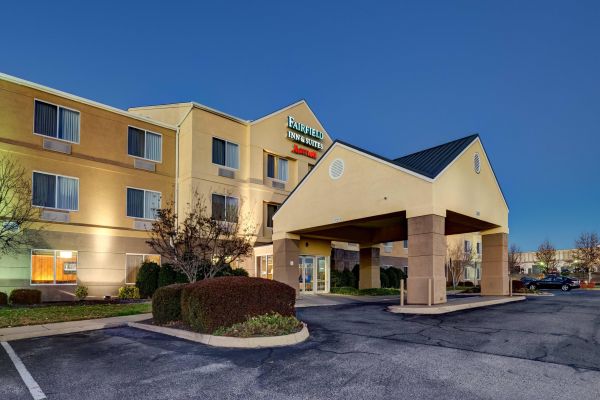Fairfield Inn And Suites By Marriott Potomac Mills Woodbridge - Woodbridge, VA