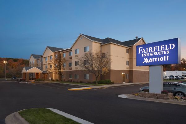 Fairfield Inn And Suites By Marriott Youngstown Boardman Poland - Youngstown, OH