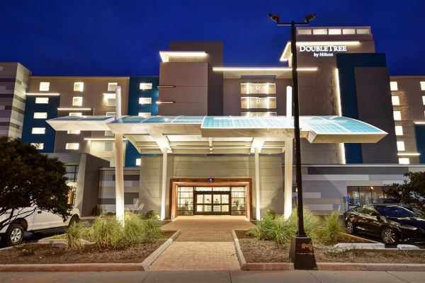 Doubletree By Hilton Virginia Beach Oceanfront South - Virginia Beach, VA
