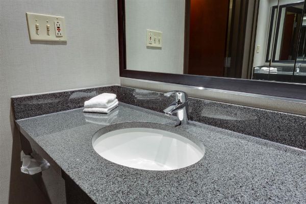 Drury Inn And Suites Kansas City Overland Park - Overland Park