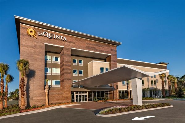 La Quinta Inn & Suites By Wyndham Orlando Idrive Theme Parks - Orlando, FL