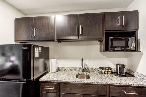 Mainstay Suites Logan Ohio-hocking Hills - Logan, OH