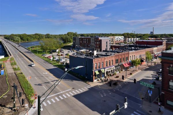 Hampton Inn By Hilton Cedar Falls Downtown - Cedar Falls, IA
