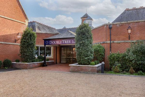 Doubletree By Hilton St. Anne's Manor - Wokingham