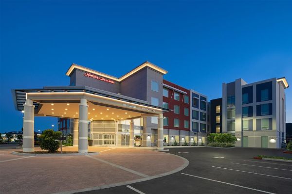 Hampton Inn & Suites - Gilroy Ca - Gilroy, CA