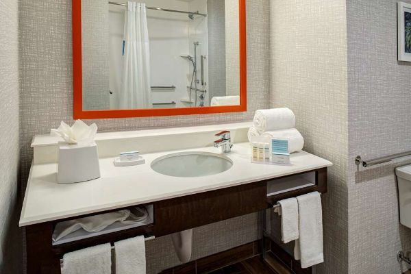 Hampton Inn & Suites Indio - Indio, CA