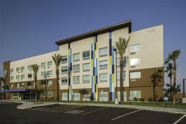 Tru By Hilton Goodyear Phoenix West - 嘉年