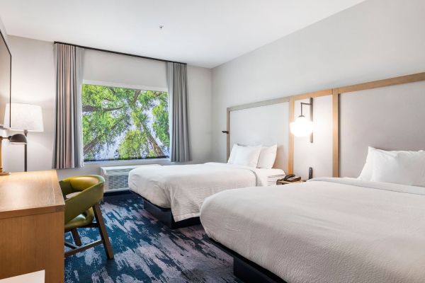 Fairfield Inn And Suites By Marriott San Francisco Airport North - Daly City, CA